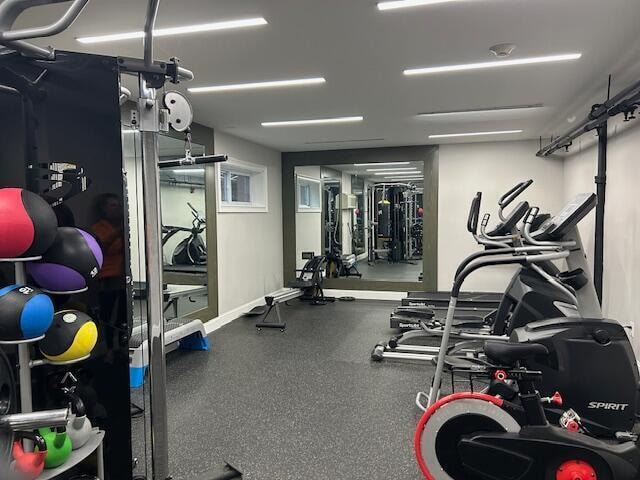 Building Photo - 114 Grove St