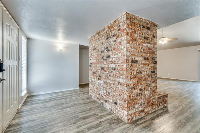 Building Photo - 6607 Springfield Dr