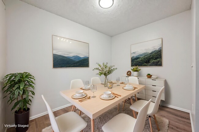 Foto del edificio - Updated 1 Bed Condo | Reserved Parking, Covered Patio & Fireplace