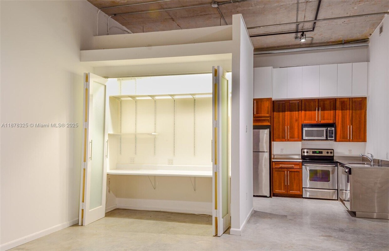Foto principal - 250 NW 23rd St