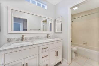 Building Photo - 2267 Alanhurst Dr