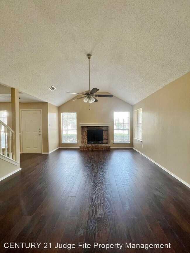 Building Photo - 4 br, 2 bath House - 1229 Castleman Drive