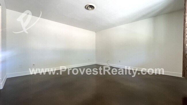 Building Photo - 18370 Danbury Ave