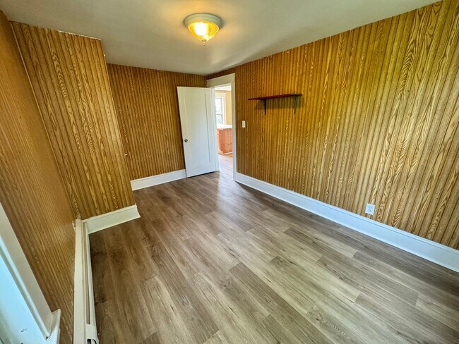 Building Photo - 65 KMD
