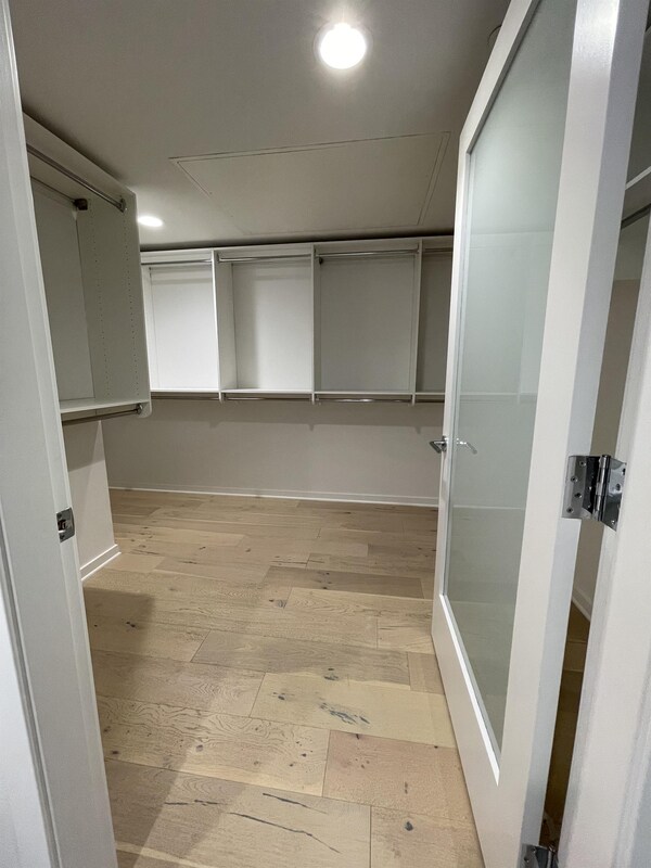 Building Photo - 4240 Laurel Canyon Blvd