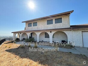 Building Photo - 8553 Outland View Dr