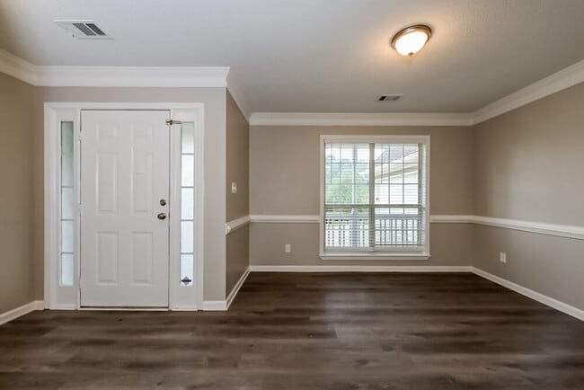 Building Photo - 138 Acadian Dr