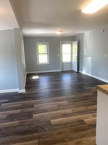 Foto principal - 2100 E Watauga Ave