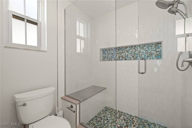 Building Photo - 7087 Barrington Cir