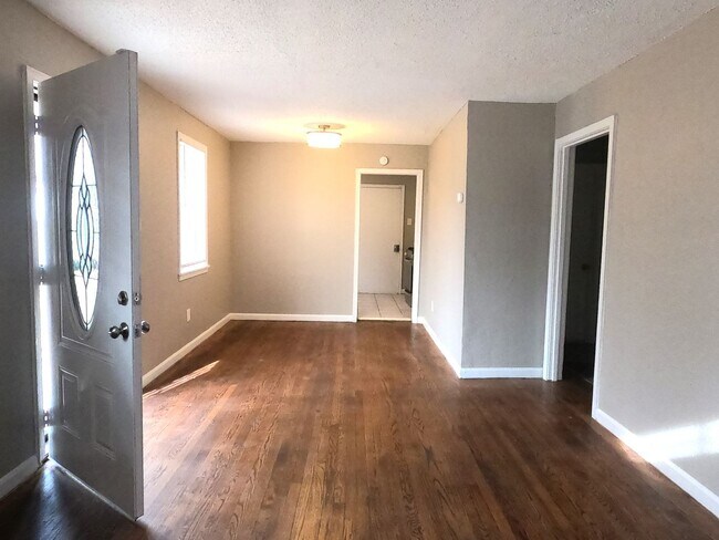 Foto del edificio - Very Nice Newly Rehabbed Home in S. Memphi...