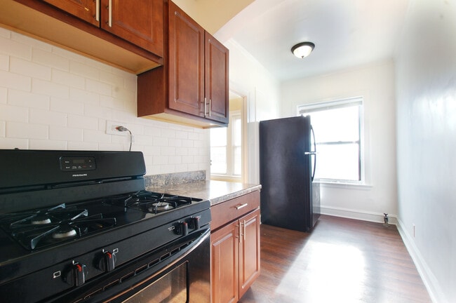Building Photo - 2801 N Keating Ave