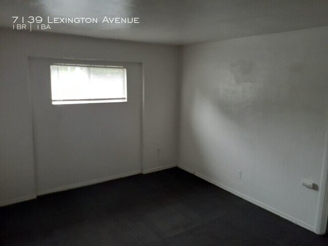 Building Photo - 7139 Lexington Ave