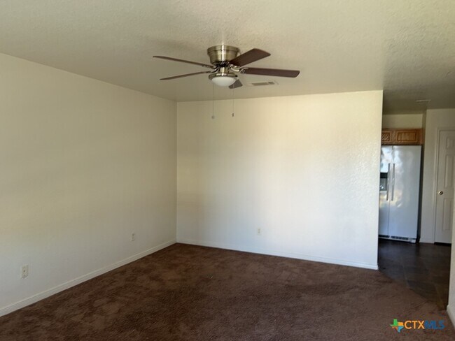 Foto del edificio - 308 Cedar Ridge Dr