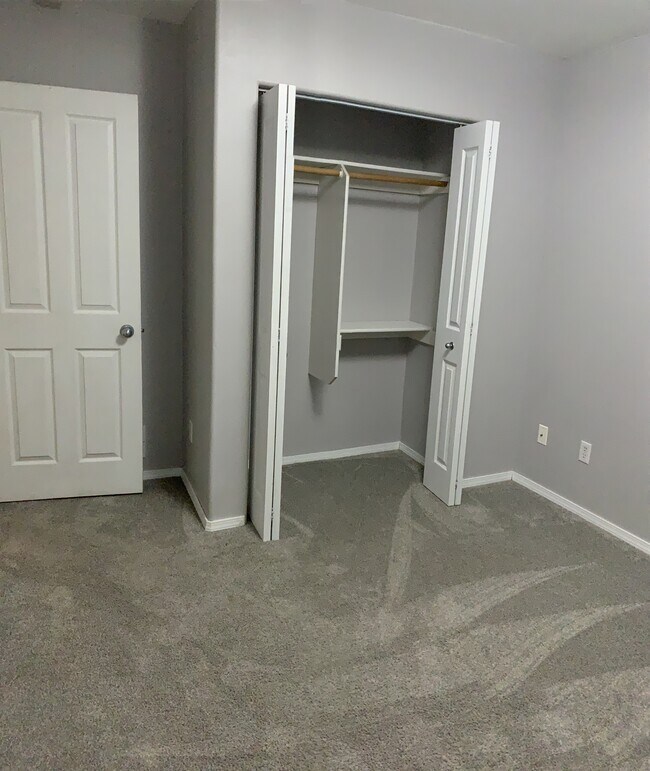 Foto del edificio - 3344 W Birch Meadows Rd