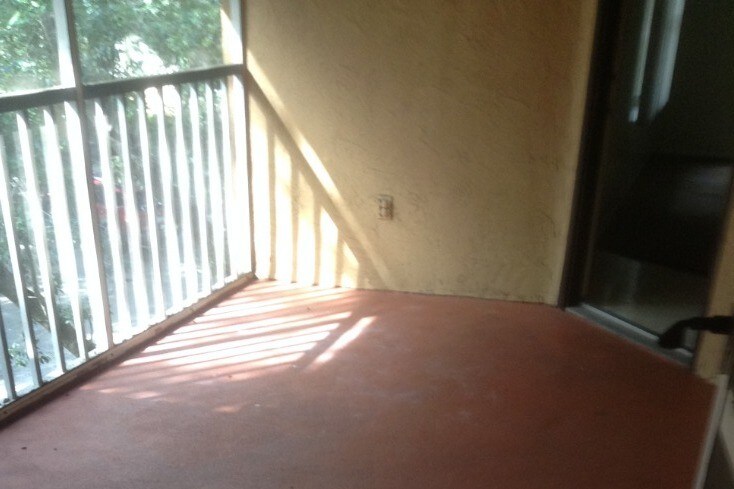 Lg. Screen Balcony - 642 Dory Ln