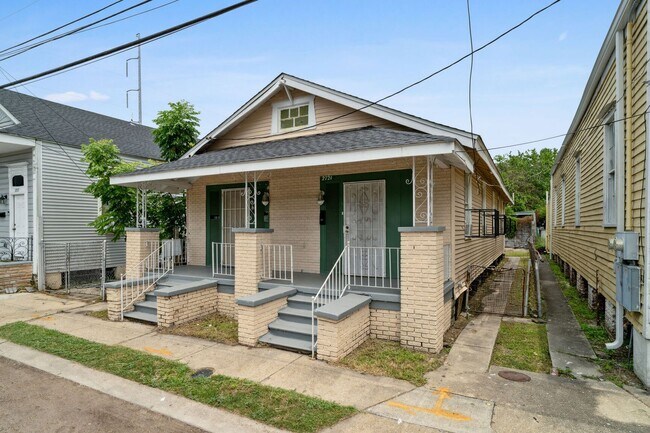 Foto del edificio - 2719 N Robertson St