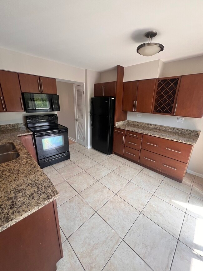 Foto del edificio - 9375 Hamilton Ct