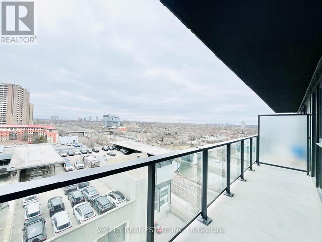 Building Photo - 5 Defries St