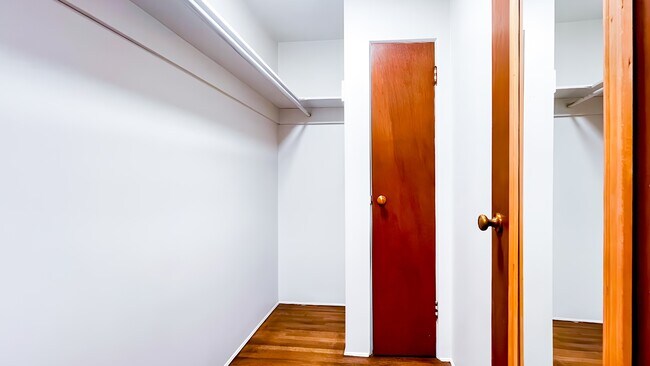 Photo du bâtiment - 1925 Nelson St.