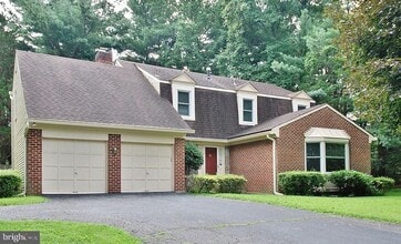 Building Photo - 1106 Bettstrail Way