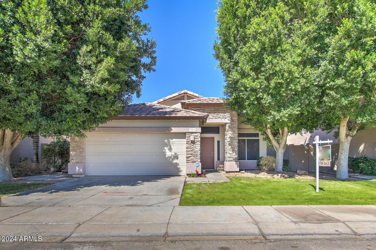 Foto principal - 2412 W Rockrose Way