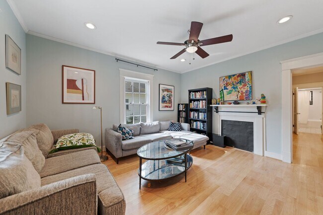 Foto del edificio - Adorable 3 Bedroom Home in Old West Durham!