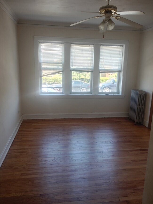 Building Photo - 3235 N Lockwood Ave