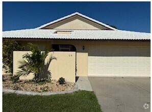 Building Photo - Venice Rental Home