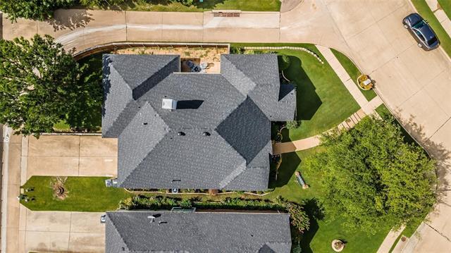 Foto del edificio - 812 Carolyn Ln