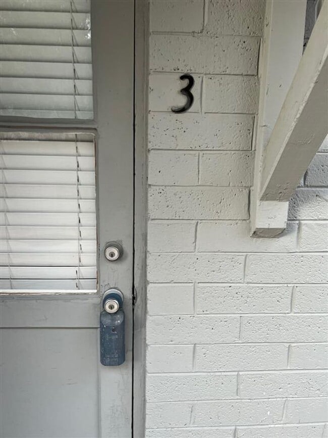 Photo - 4127 N 18th Pl Apartment