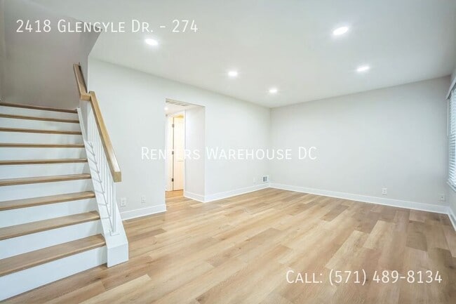 Building Photo - 2418 Glengyle Dr