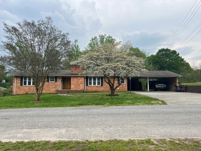 Foto del edificio - 733 Pine Street, Kannapolis NC 28051