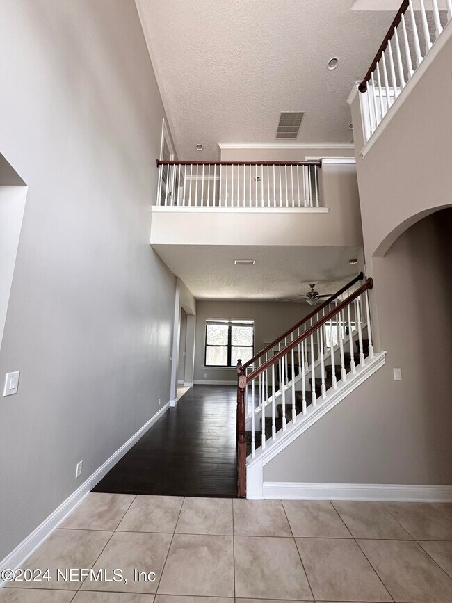 Foto del edificio - 13027 Highland Glen Way N