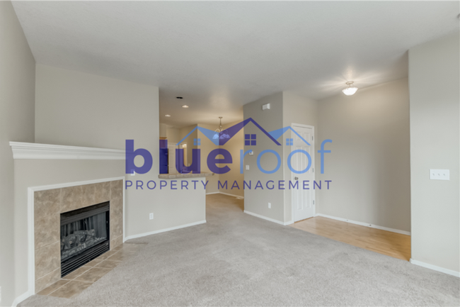 Photo - 2412 NW Roseburg Ter Townhome