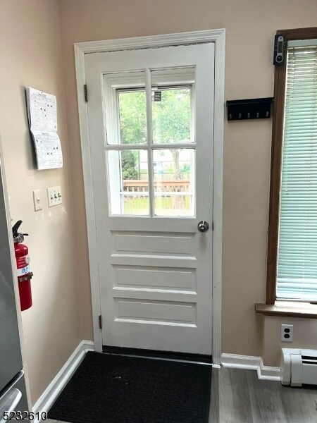 Foto del edificio - 7 Midland Ave