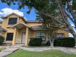 Building Photo - 1602 Jacaman Rd