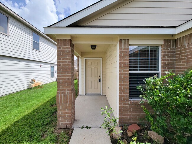 Building Photo - 7438 Fox Knoll Ln