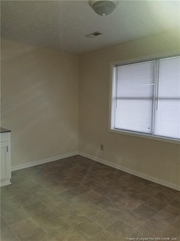 Foto del edificio - 700 N Roberts Ave