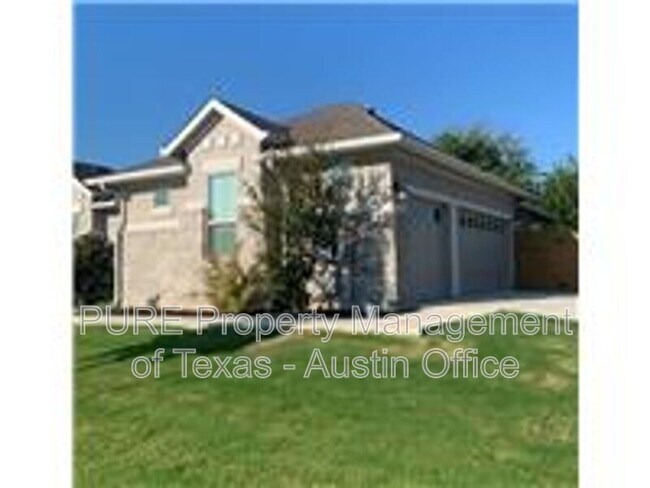 Building Photo - 805 Muster Bnd