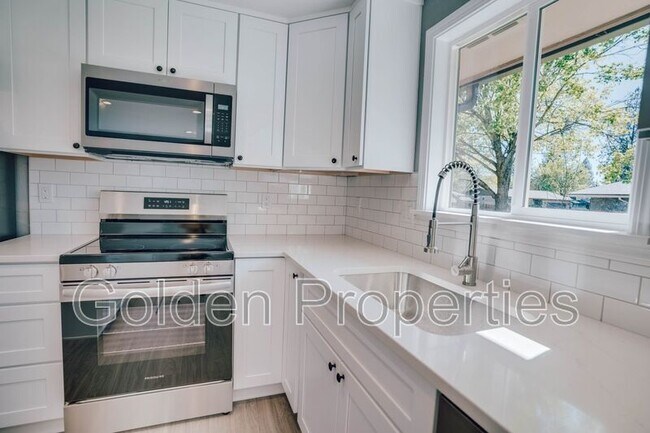 Foto del edificio - 3703 E Pine Hill Dr