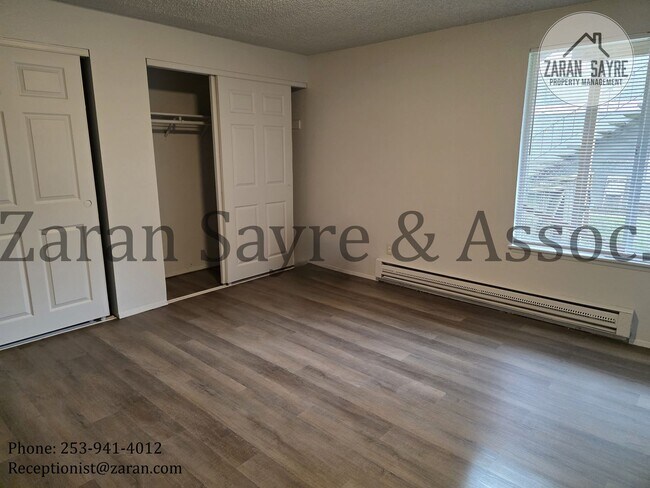 Foto del edificio - 501-C Garden Level Three Bedroom