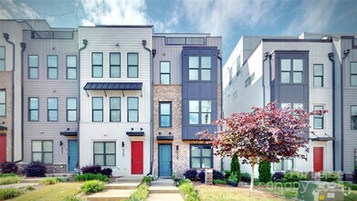 Building Photo - 529 W Tremont Ave
