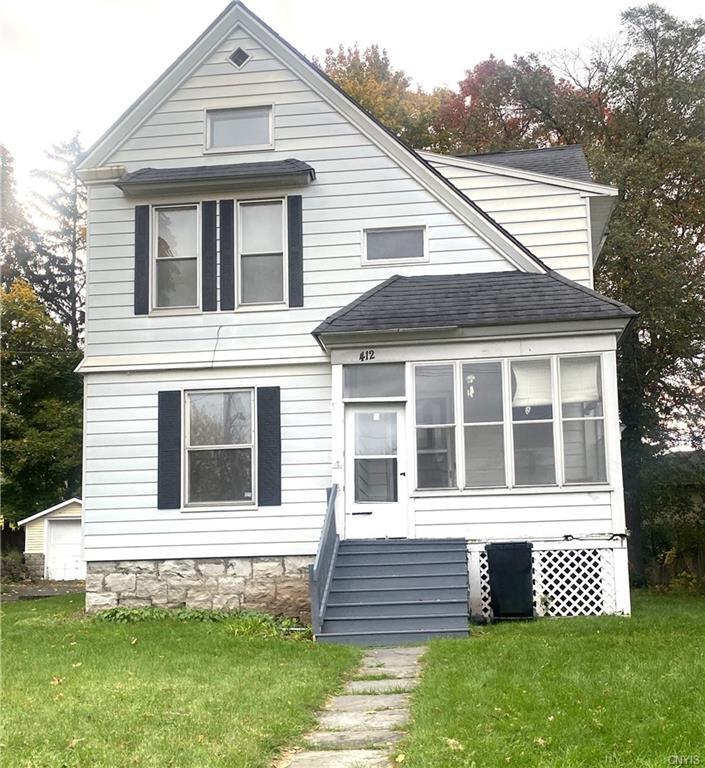 Primary Photo - 412 Douglas St