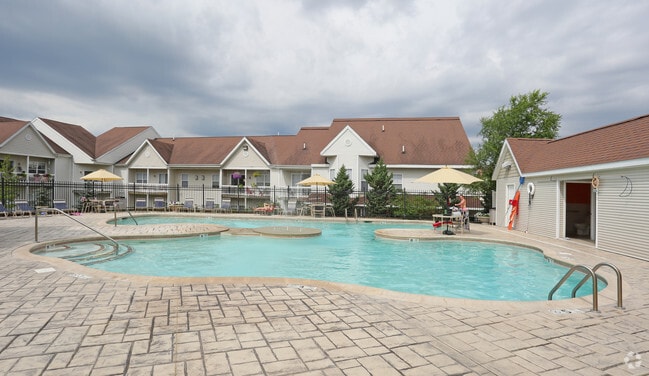 Building Photo - Kinwood Apartments