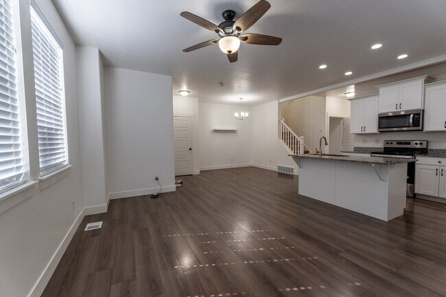 Foto del edificio - 3955 W 740 N