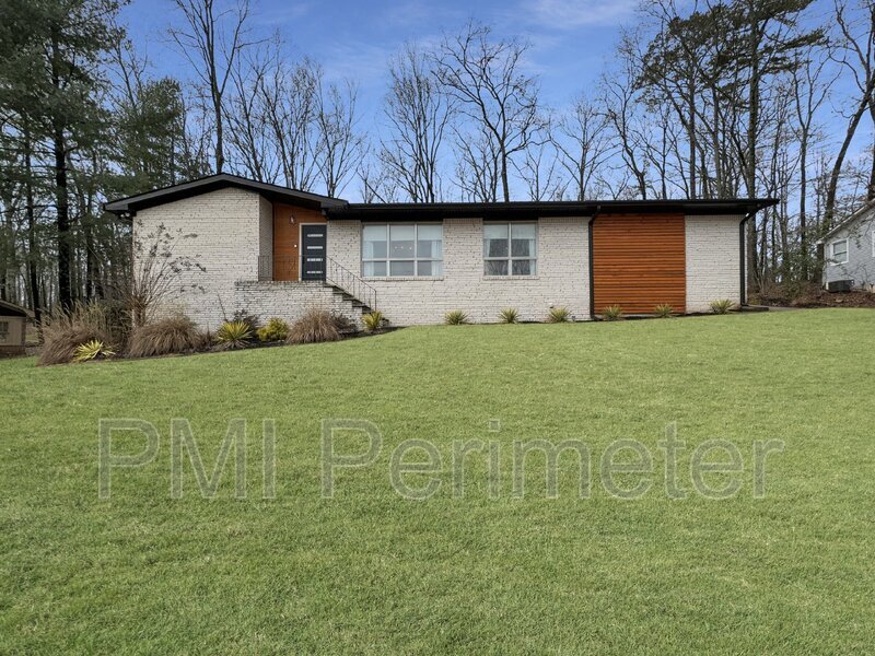 Primary Photo - 1713 Lancaster Dr