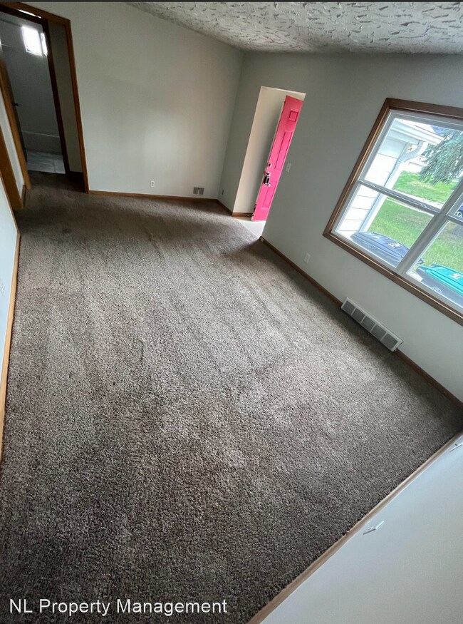 Building Photo - 2 br, 1 bath House - 5416 Spring Street