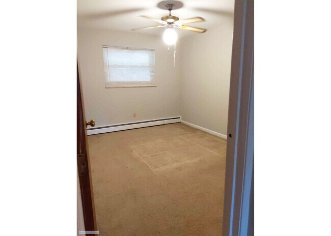 Foto del edificio - 353 McAlpin Ave