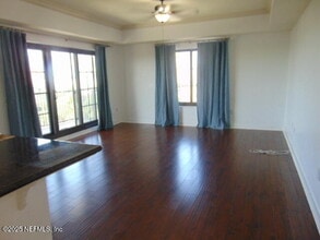 Building Photo - 1478 Riverplace Blvd