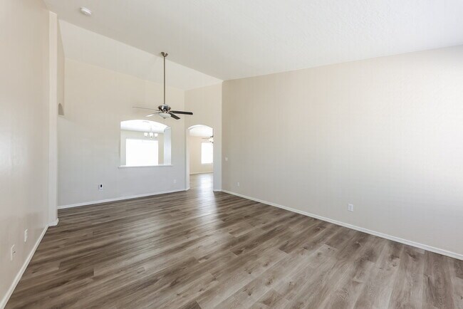 Foto del edificio - 2609 N 107th Ln